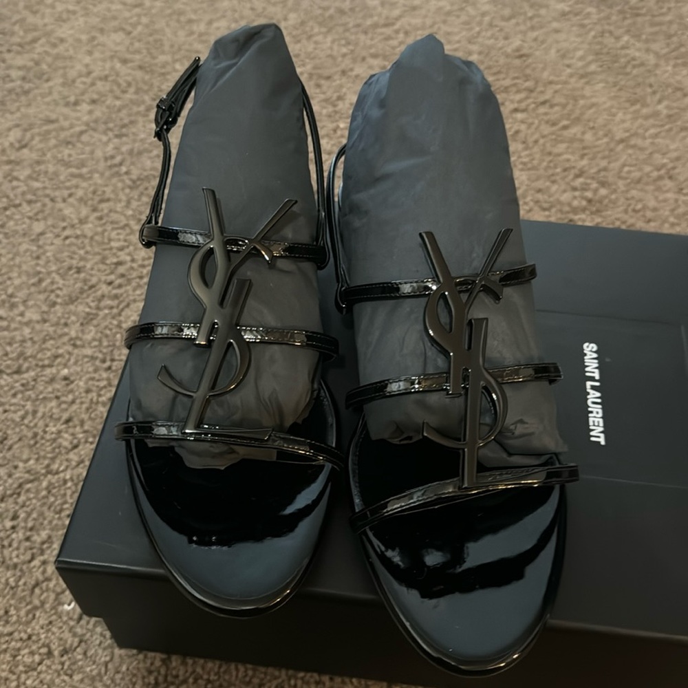 Saint Laurent sandals 38.5 new